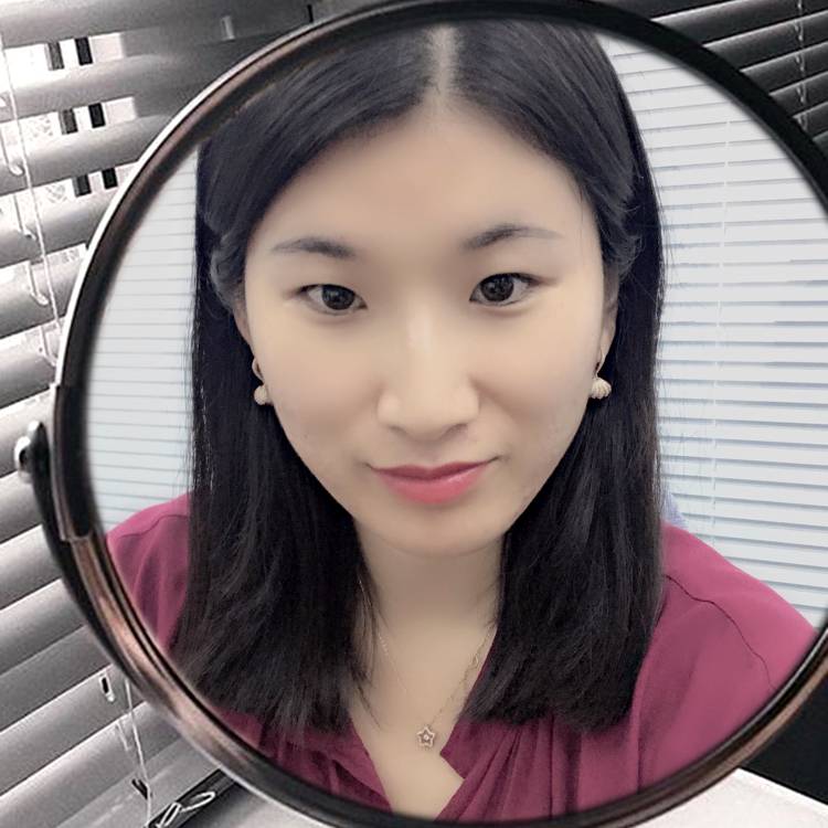 镜子改变懵懂的照片