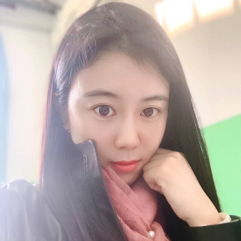 苗苗老师的照片