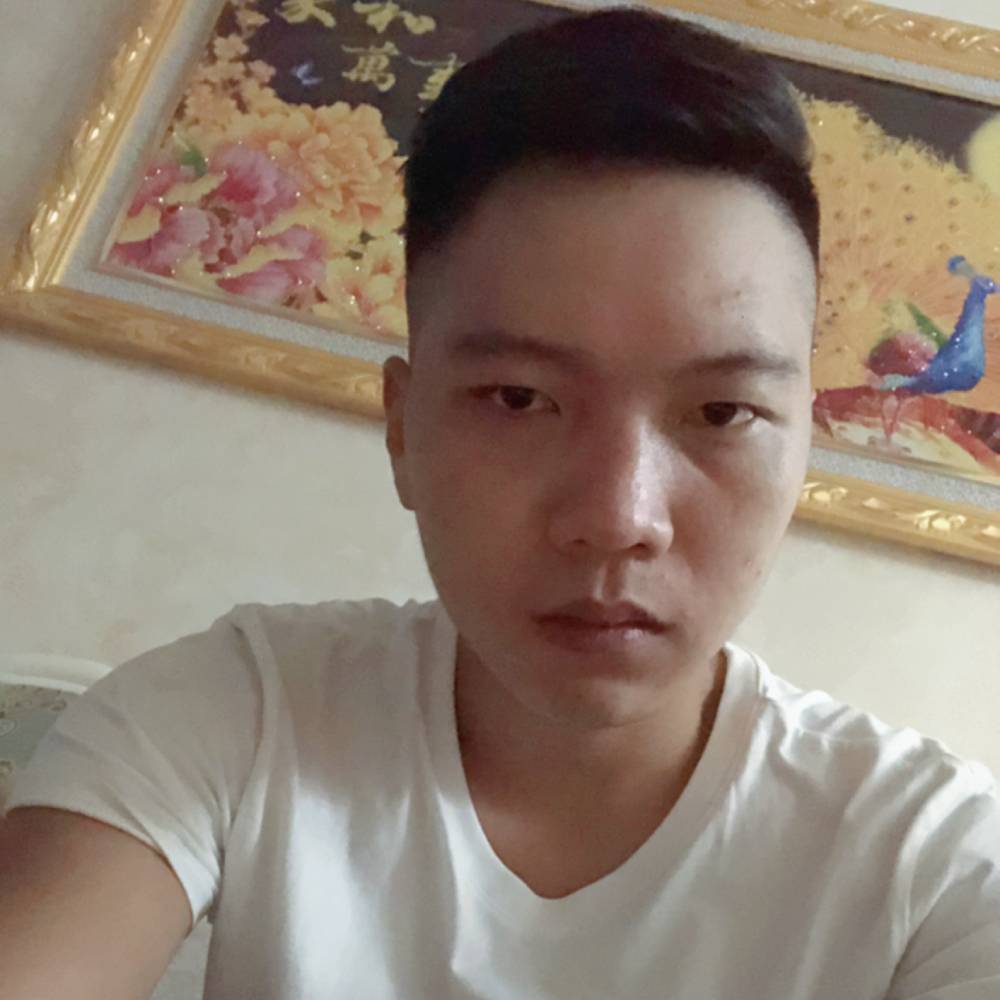 熬夜等倪上线的照片