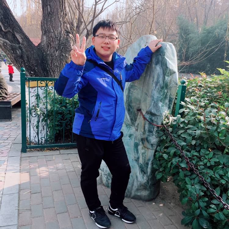 贪玩相许哈密瓜的照片
