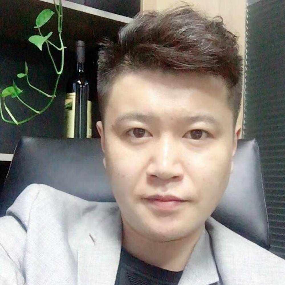 随机昵称不满意!的照片