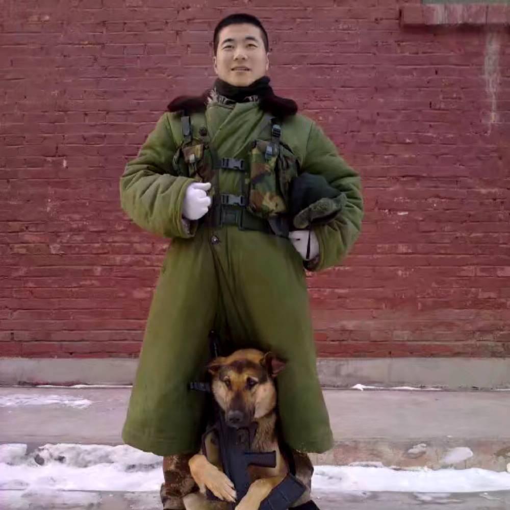 怕孤独笑柜子的照片
