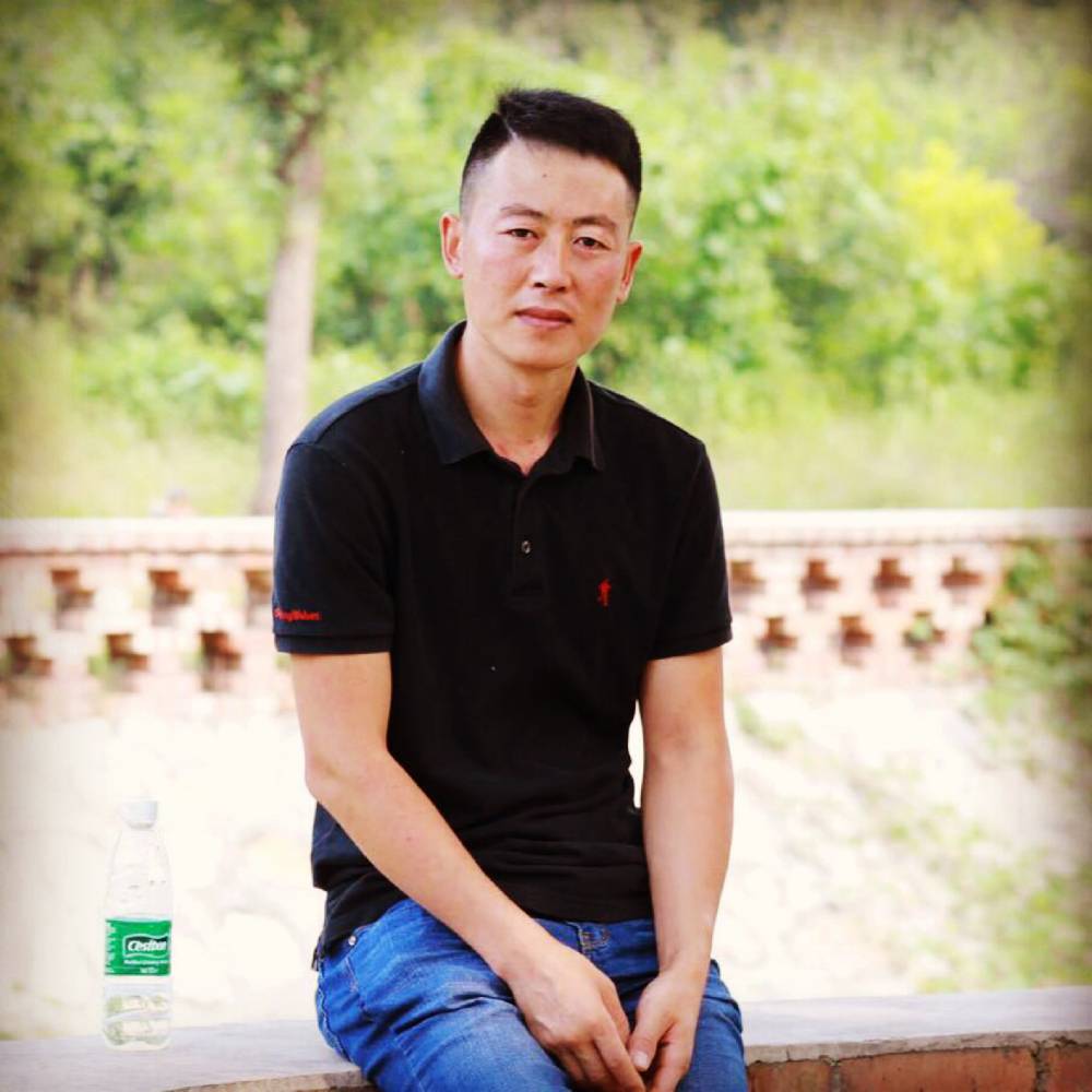 卖保险的摄影师的照片