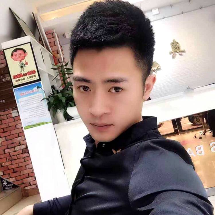 中心等待俭朴的照片