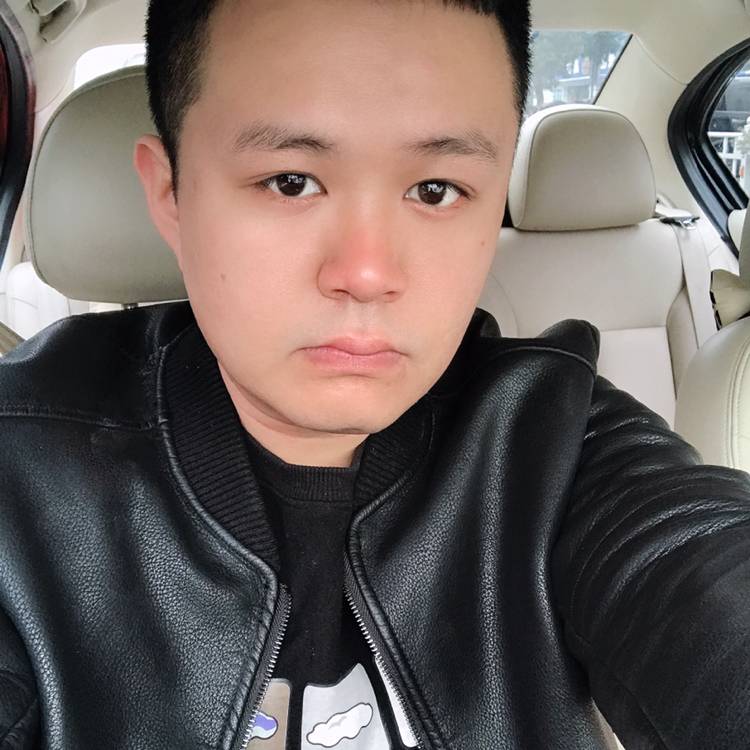 黑眼圈,的照片