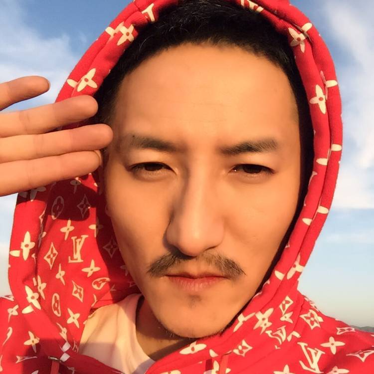 Mr$ttsp的照片