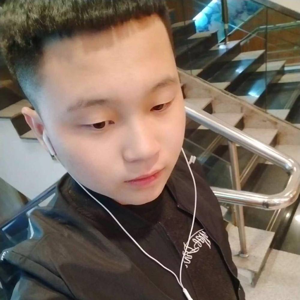 聪慧方雨的照片