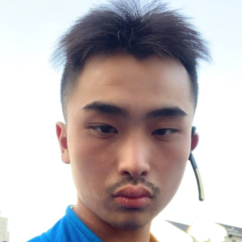 黛儿邂逅传统的照片
