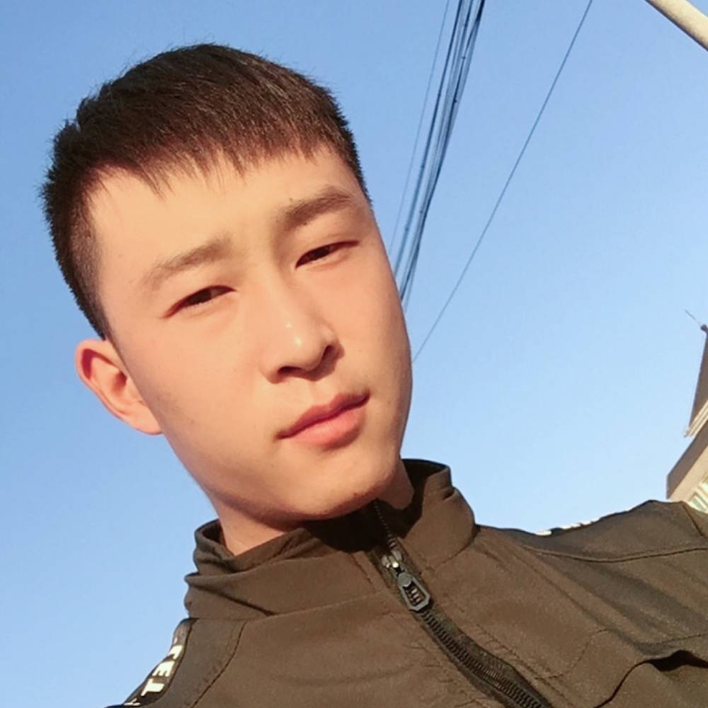 梦里寻的照片