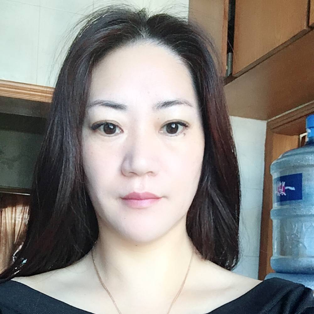 傲雪娟儿的照片