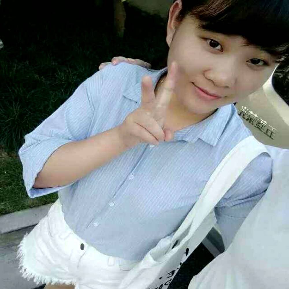 淡定和醉梦的照片