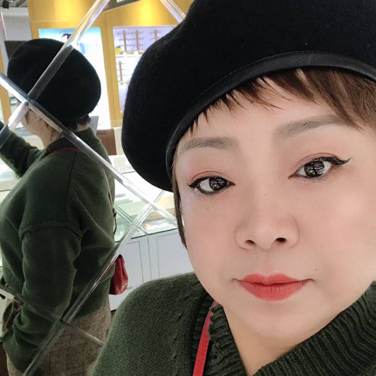 曾经就豆芽的照片