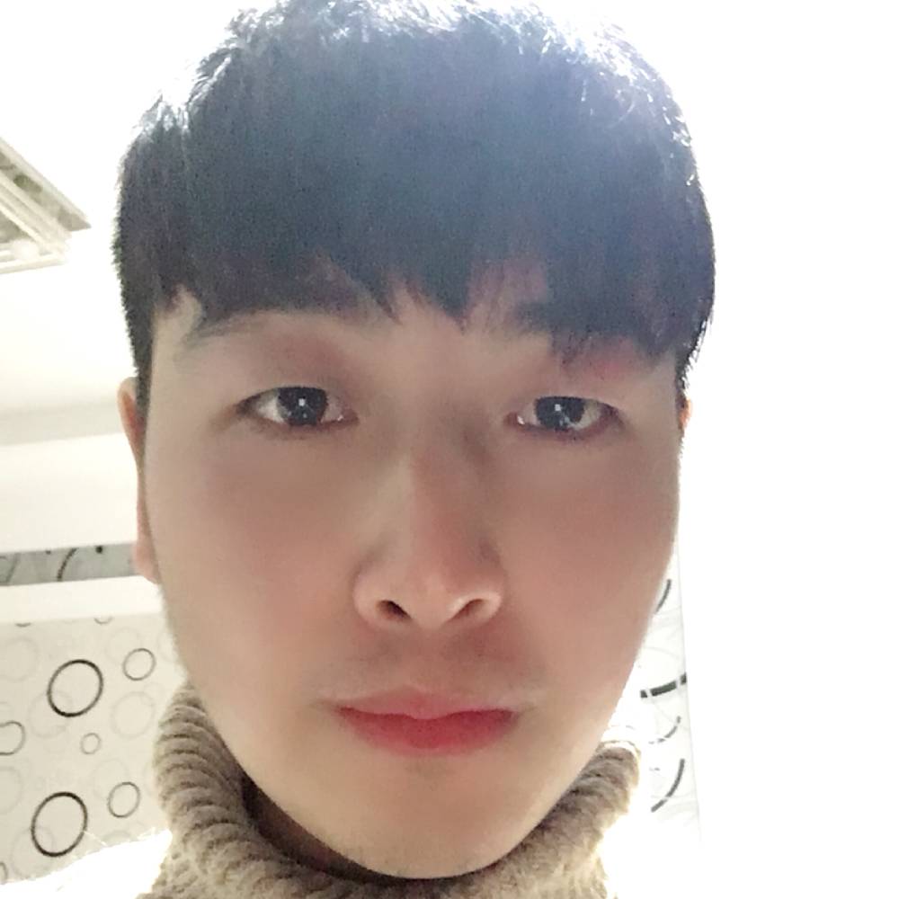 白猫闻亲爱的的照片
