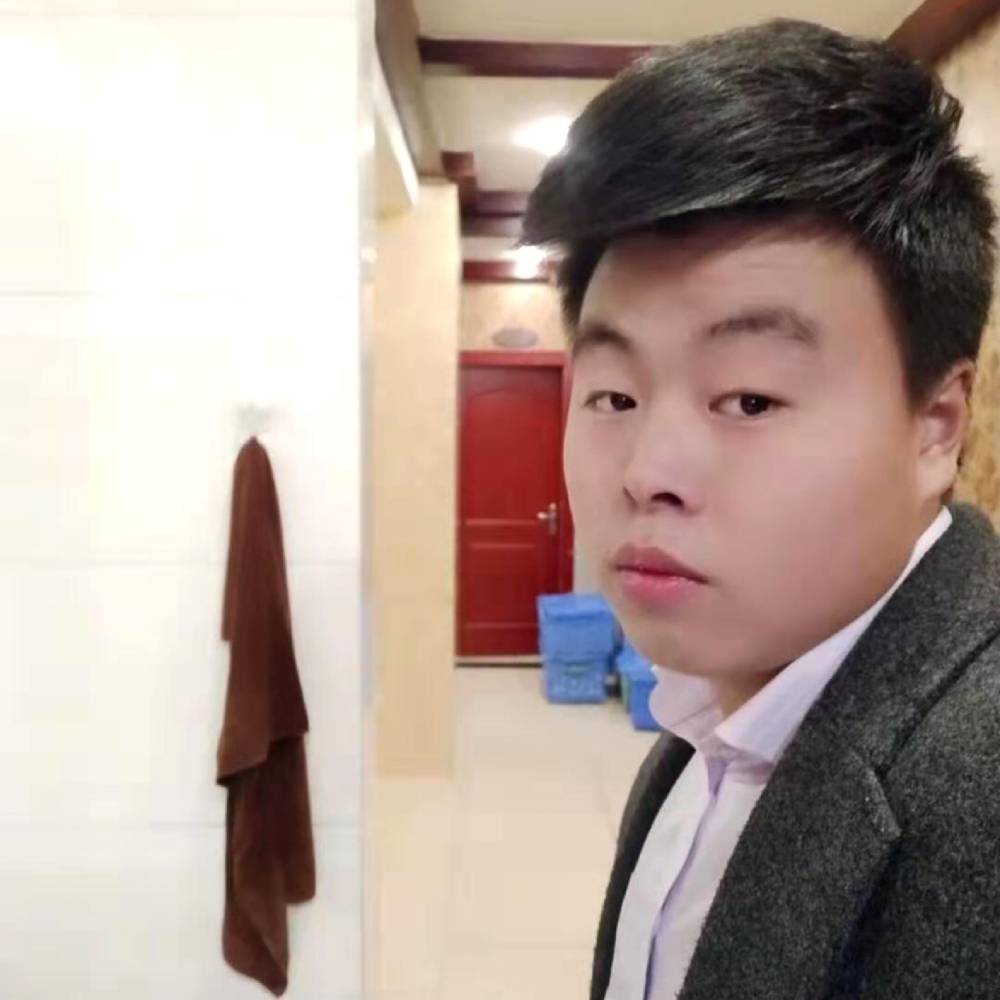 心情深拥飘逸的照片