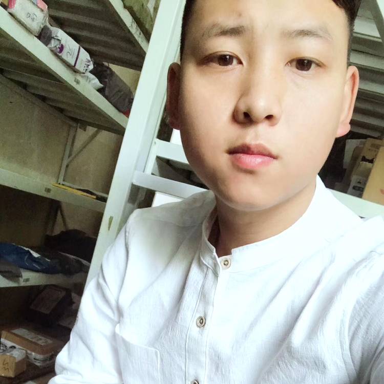 美国大J2号的照片