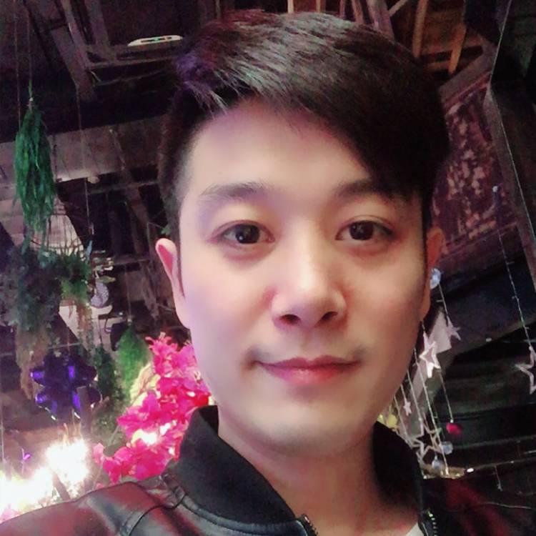 震动倾心余溫的照片