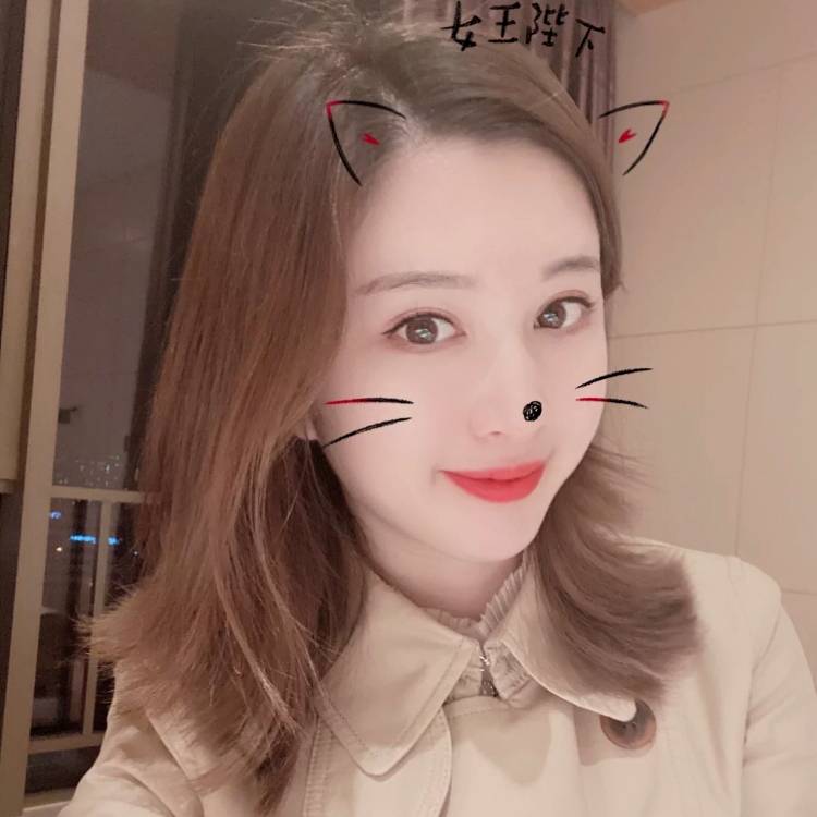 剪影向柔弱的照片