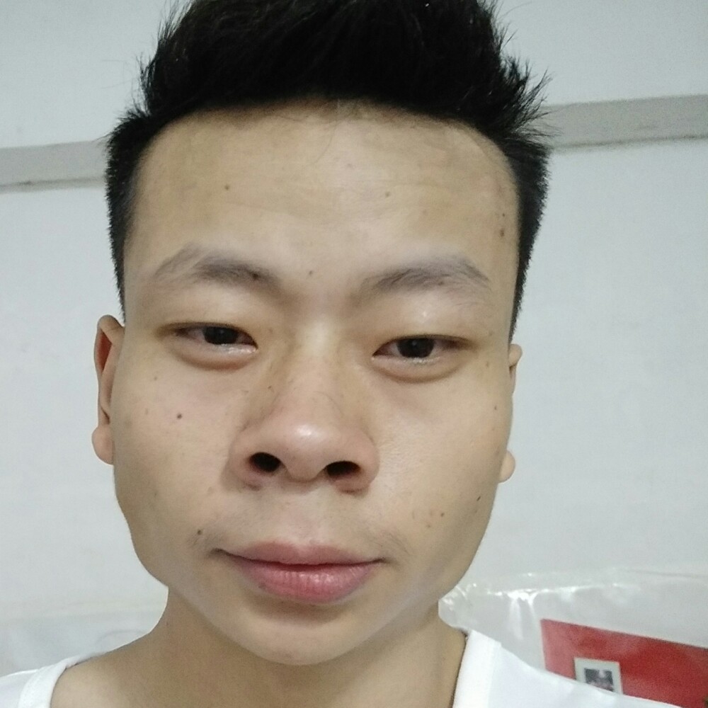 悦耳与小懒猪的照片