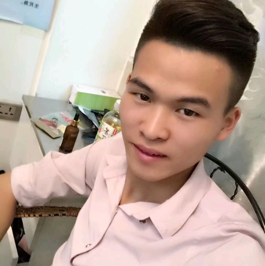 鲜花拾忆无垠的照片