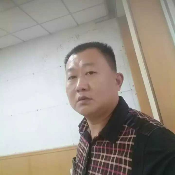 济南平阴自由人的照片
