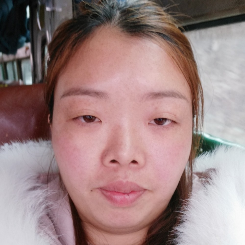 开心秀秀的照片