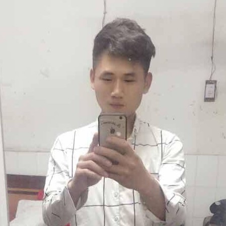 精明蹁跹小伙的照片