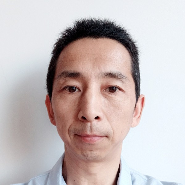 家由的照片