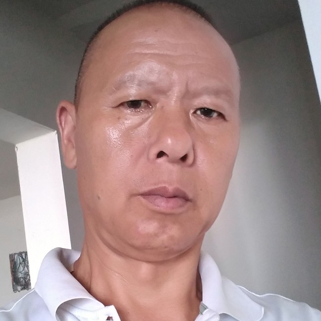 宝贝甜甜的照片