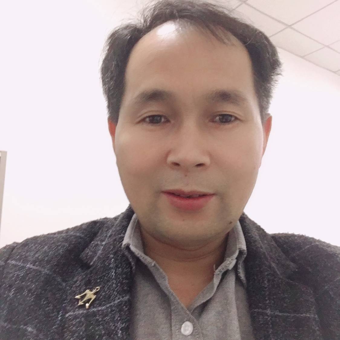 热情大树869的照片