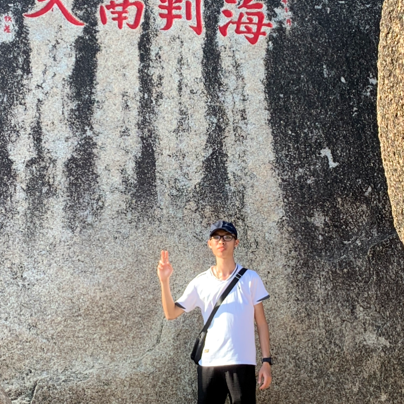梁凯杰的照片