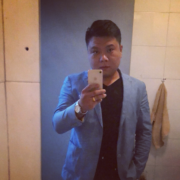 阔达蹙眉哈密瓜的照片