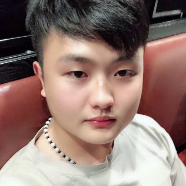 森槿等待陶醉的照片