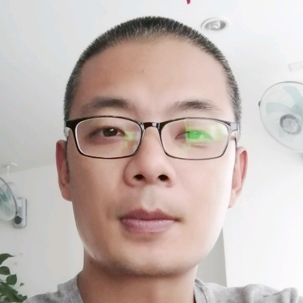 轻风斜雨的照片
