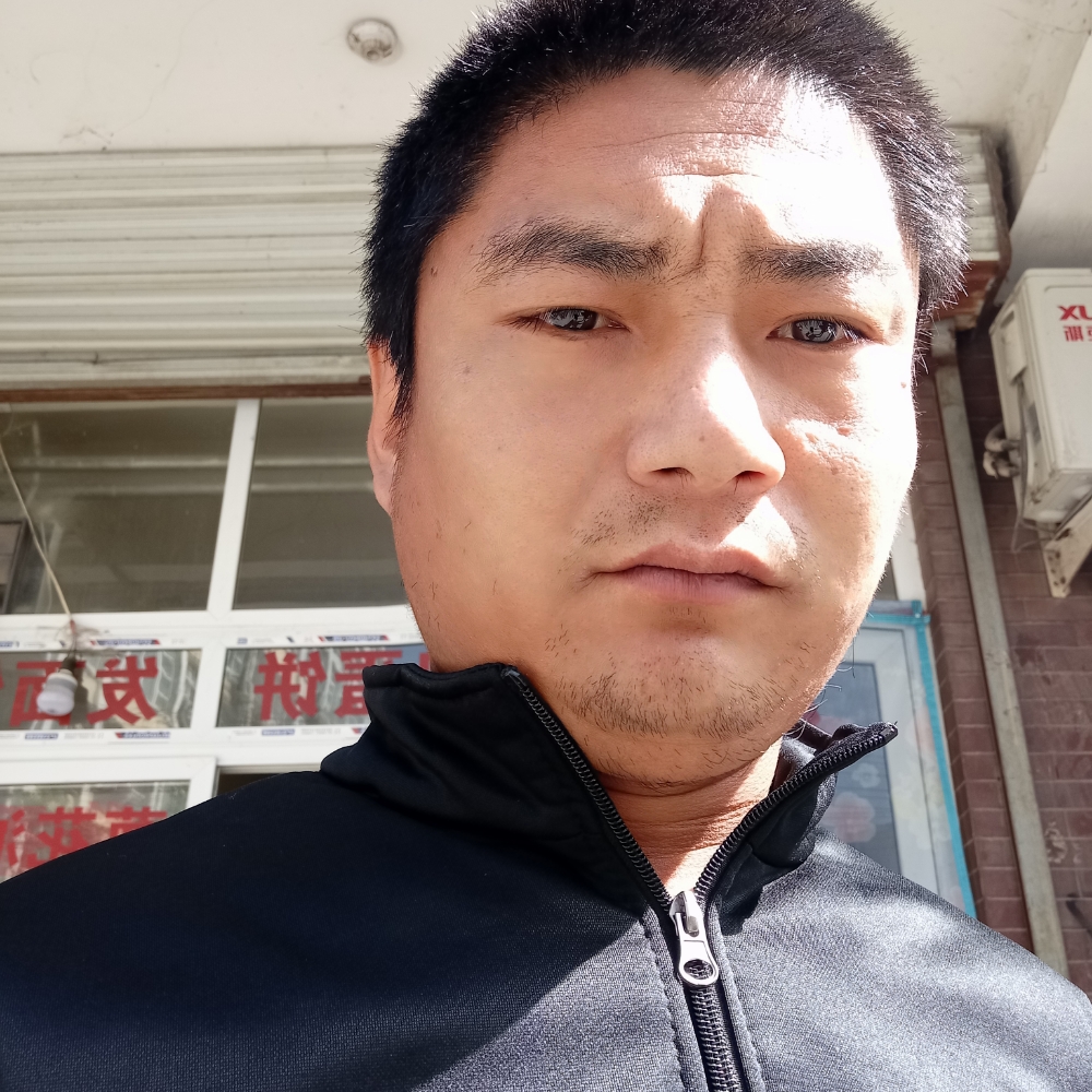 怕孤独泪了水杯的照片