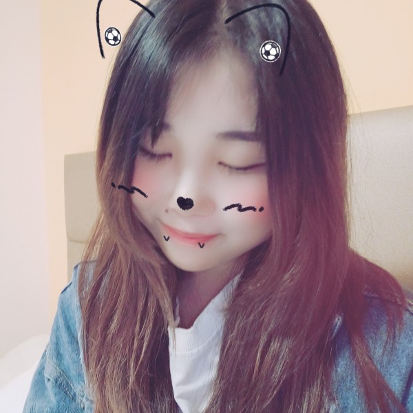 .七的照片