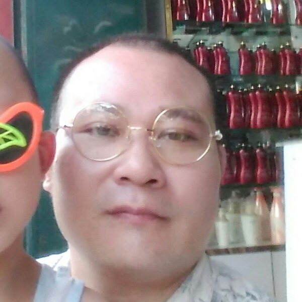 老伍老伍的照片