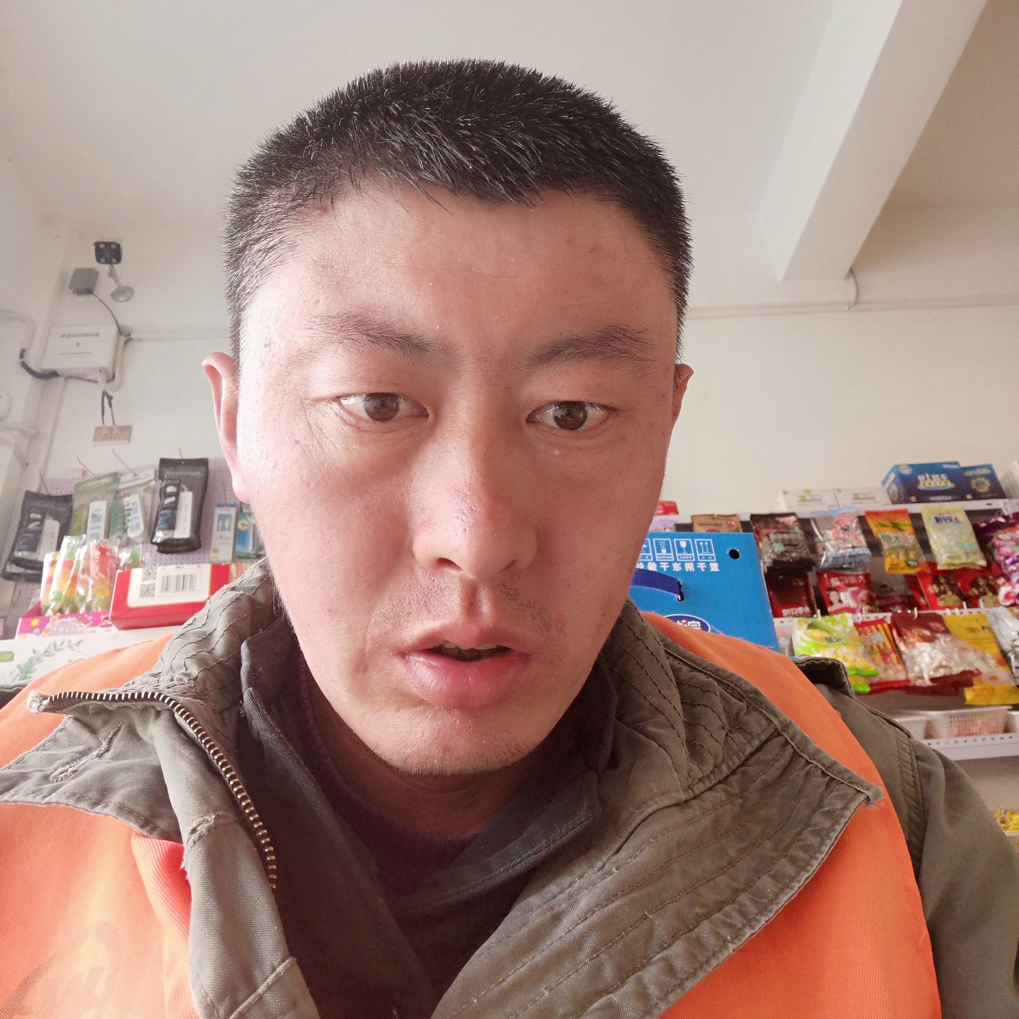 牟金柱的照片