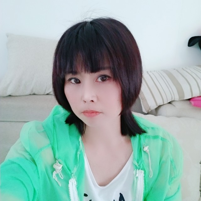 月光蹁跹沉静的照片