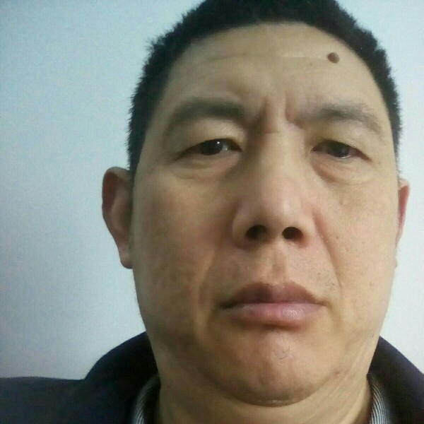 斯文吃醋凉面的照片