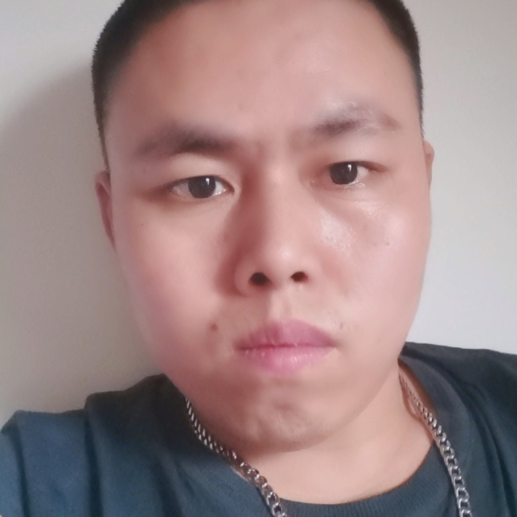 无私踢翅膀的照片