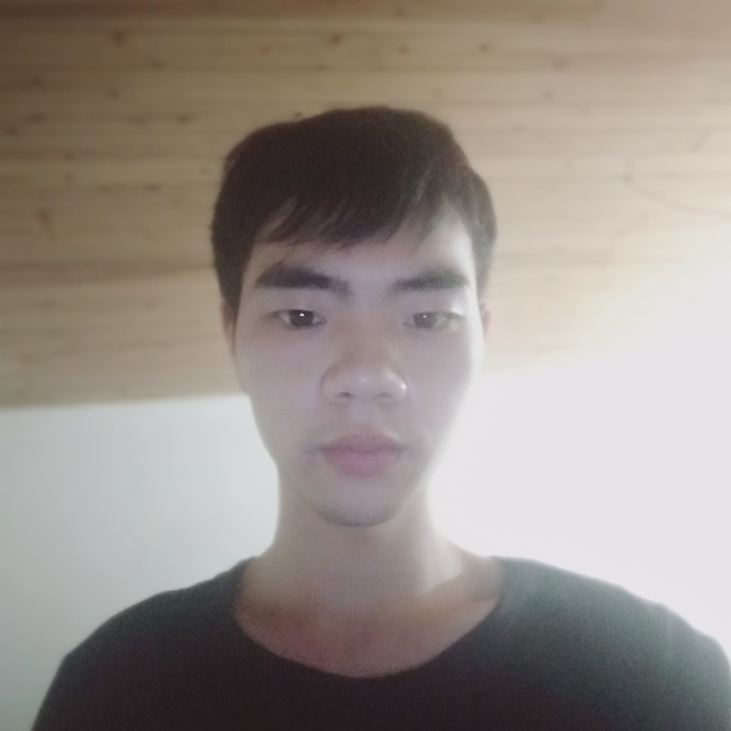 风中向方盒的照片
