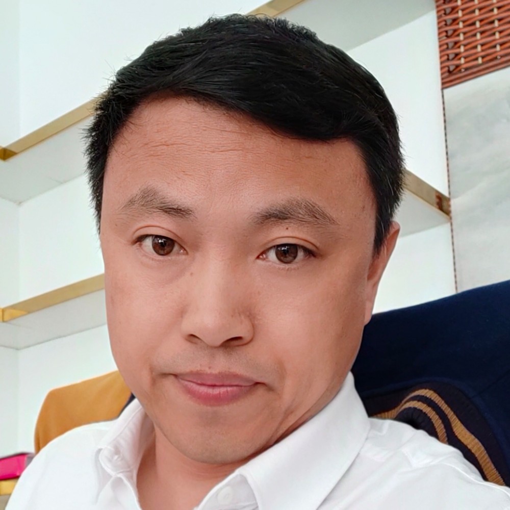 蔚蓝星空暖心男的照片
