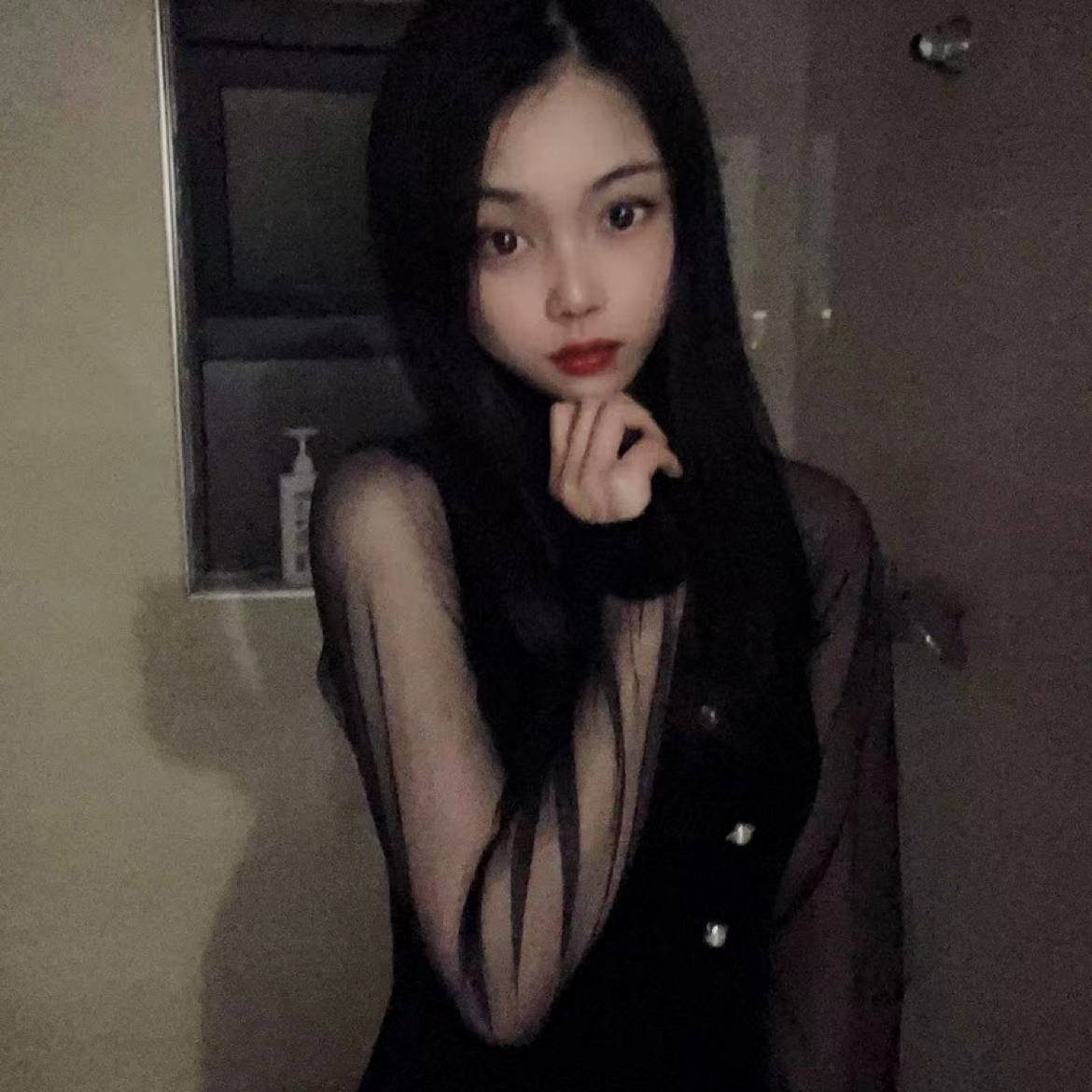 默默初妆:的照片