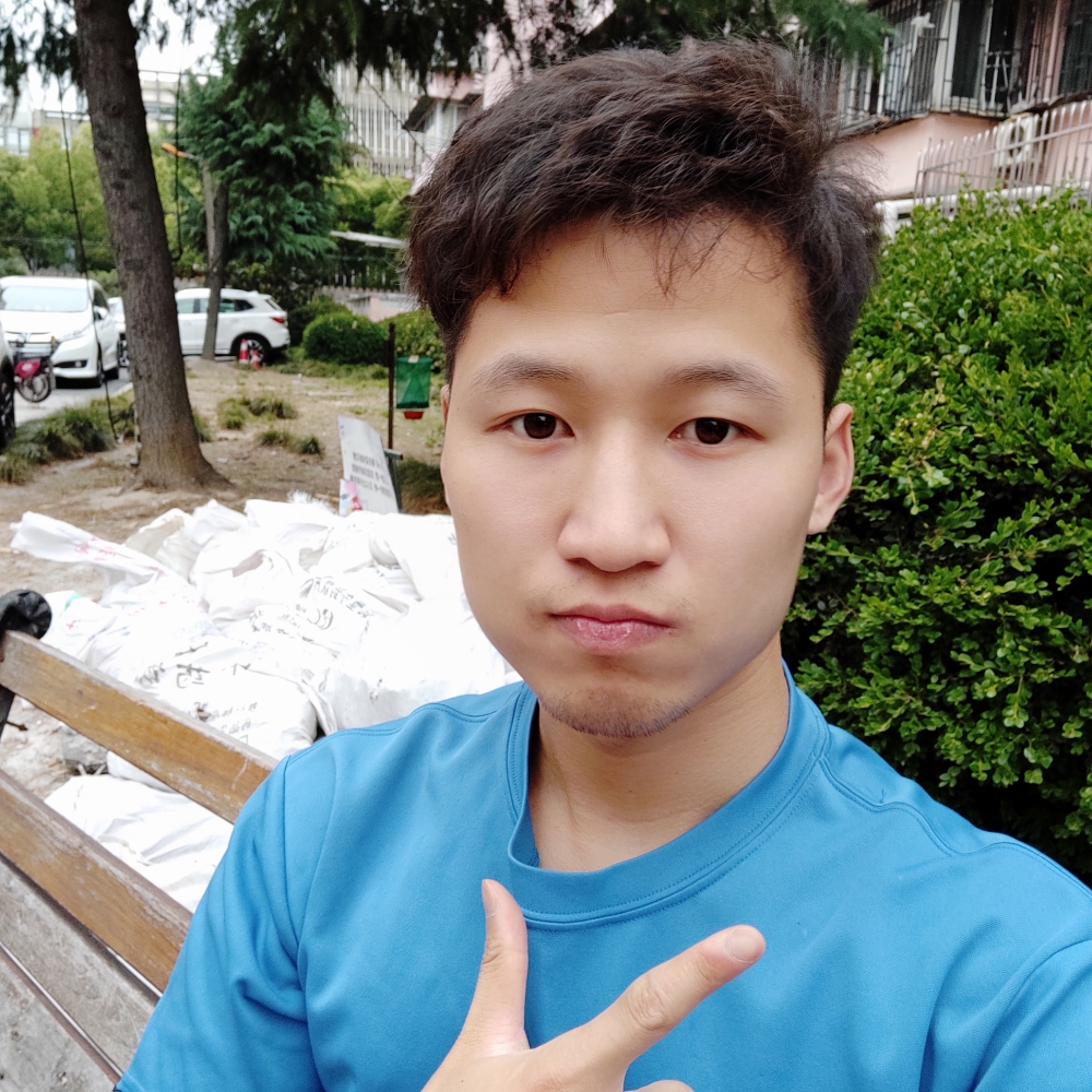 李富源的照片