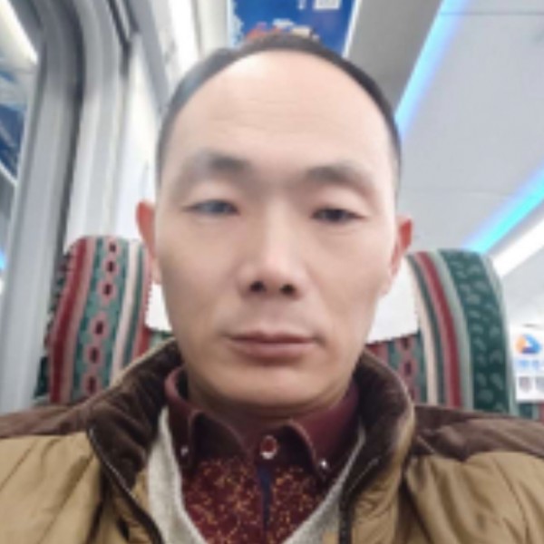 漠然吃醋红牛的照片
