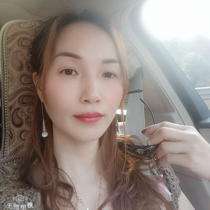 伊仟颜的照片