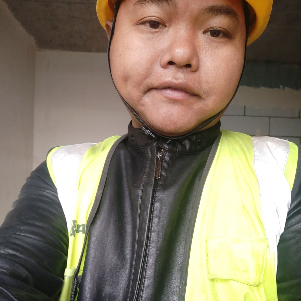 凌明智的照片