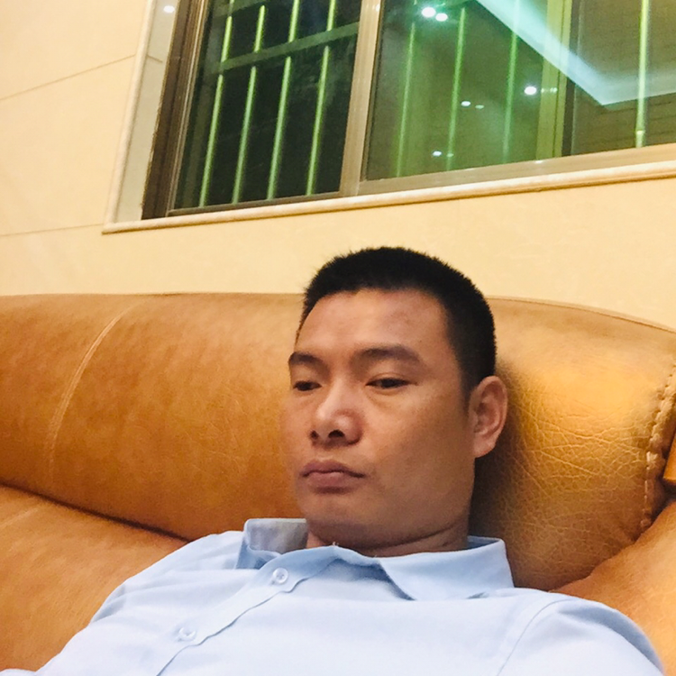 奇迹有爱听歌的照片