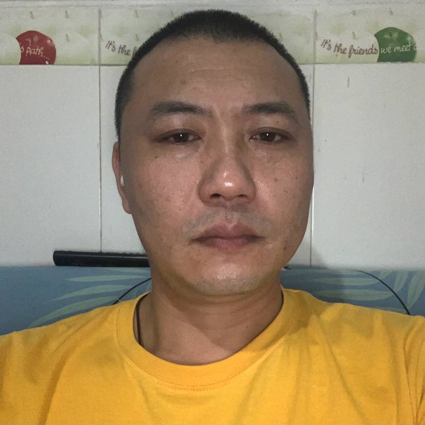 美女蹁跹幸福的照片