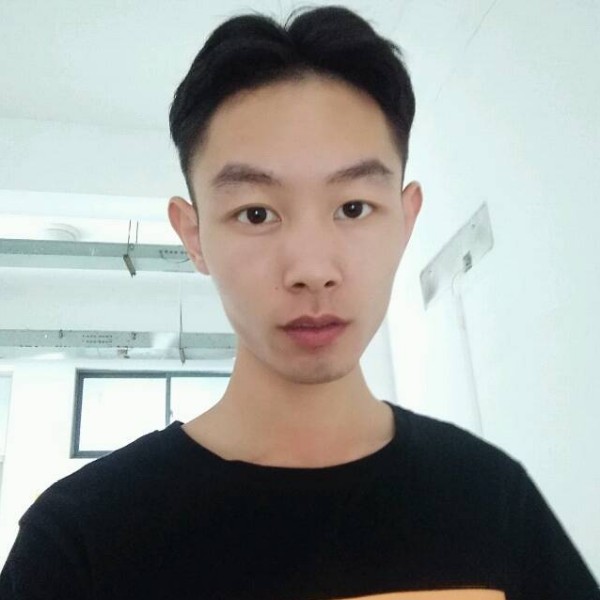 劉少洋的照片